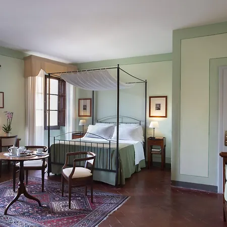 Hotel L'antico Pozzo 3*