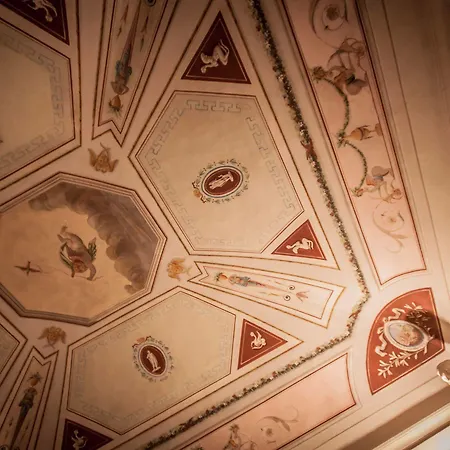 Hotel L'antico Pozzo 3*