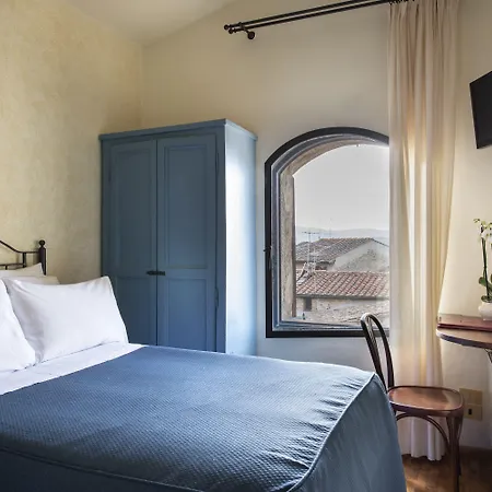 Boutique Historic L'antico Pozzo In 3*
