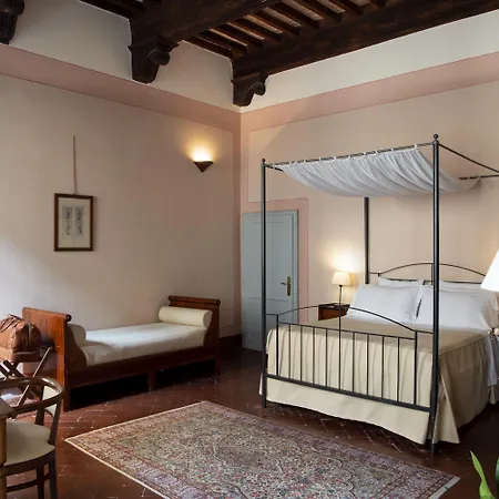 Boutique Historic L'antico Pozzo In 3*