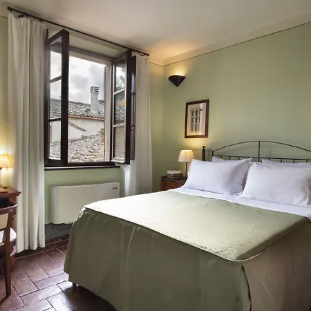 Boutique Historic L'antico Pozzo In San Gimignano