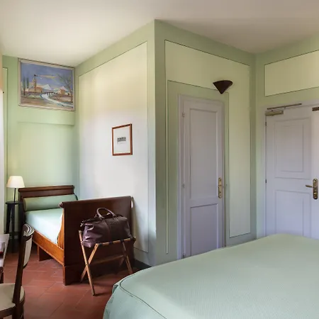 Boutique Historic L'antico Pozzo In 3* San Gimignano