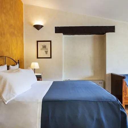 Hotell Boutique Historic L'antico Pozzo In San Gimignano