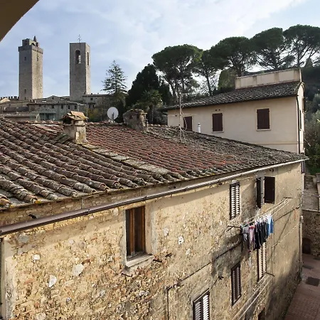 Boutique Historic L'antico Pozzo In Hotell 3*