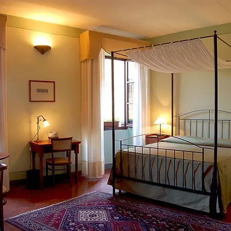 Boutique Historic L'antico Pozzo In