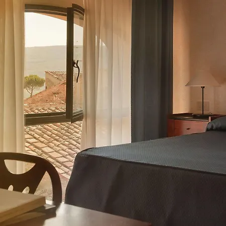 Hotell Boutique Historic L'antico Pozzo In